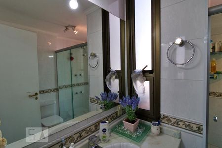 Apartamento para alugar com 480m², 4 quartos e 4 vagasBanheiro da Suíte 1