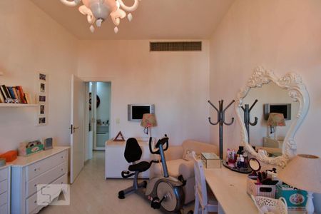 Apartamento para alugar com 480m², 4 quartos e 4 vagasSuíte 3