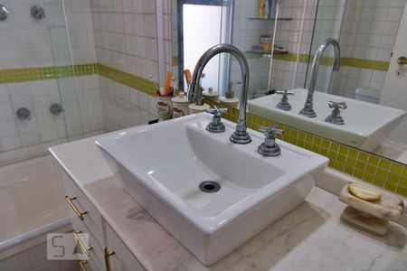 Apartamento para alugar com 480m², 4 quartos e 4 vagasBanheiro da Suíte 3