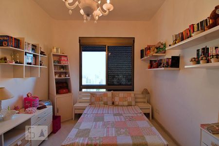 Apartamento para alugar com 480m², 4 quartos e 4 vagasSuíte 3