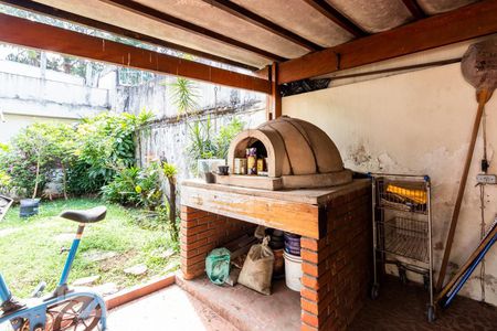 Casa à venda com 300m², 4 quartos e 4 vagasForno de Pizza