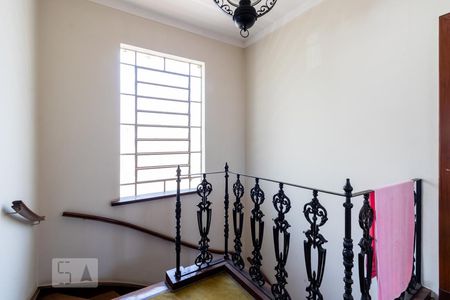 Casa à venda com 300m², 4 quartos e 4 vagasHall Quartos