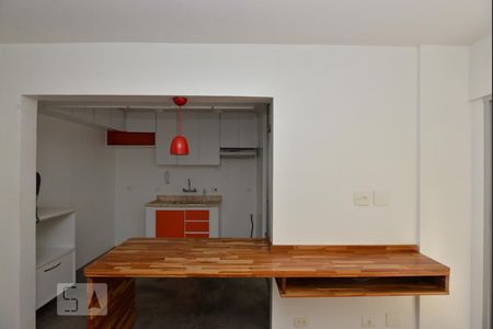 Sala de apartamento para alugar com 2 quartos, 65m² em Vila Ipojuca, São Paulo