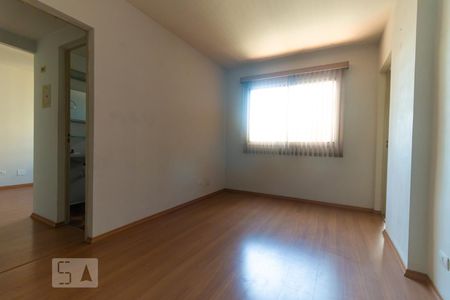 Apartamento para alugar com 32m², 1 quarto e 1 vaga Apartamento para alugar com 32m², 1 quarto e 1 vagaSala