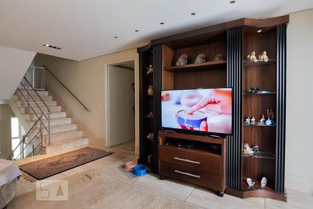 Casa à venda com 800m², 5 quartos e 10 vagas Casa à venda com 800m², 5 quartos e 10 vagasSala 3