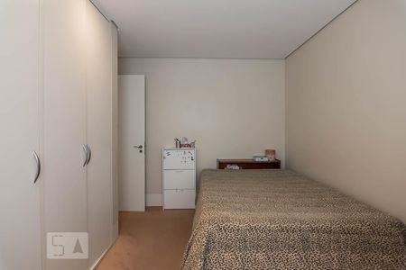 Casa à venda com 800m², 5 quartos e 10 vagas Casa à venda com 800m², 5 quartos e 10 vagasQuarto 3