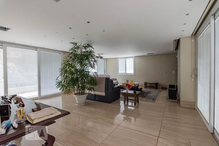 Casa à venda com 800m², 5 quartos e 10 vagas Casa à venda com 800m², 5 quartos e 10 vagasSala 4