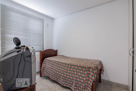 Casa à venda com 800m², 5 quartos e 10 vagas Casa à venda com 800m², 5 quartos e 10 vagasQuarto 1 Área de Serviço Subbsolo