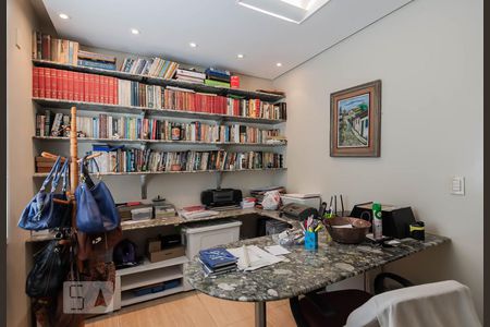 Casa à venda com 800m², 5 quartos e 10 vagas Casa à venda com 800m², 5 quartos e 10 vagasQuarto 2