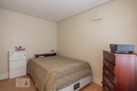 Casa à venda com 800m², 5 quartos e 10 vagas Casa à venda com 800m², 5 quartos e 10 vagasQuarto 3