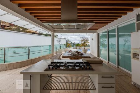 Casa à venda com 800m², 5 quartos e 10 vagas Casa à venda com 800m², 5 quartos e 10 vagasEspaço Gourmet