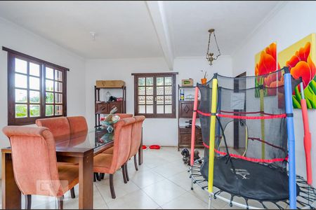 Sala de casa para alugar com 5 quartos, 272m² em Santa Lúcia, Belo Horizonte