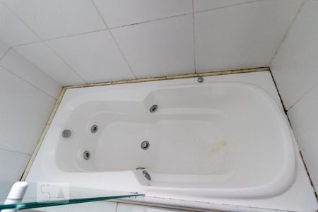 Casa de condomínio para alugar com 170m², 2 quartos e 3 vagas Casa de condomínio para alugar com 170m², 2 quartos e 3 vagasBanheiro da Suíte