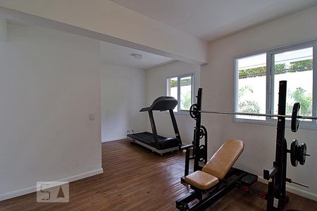 Apartamento à venda com 65m², 3 quartos e 2 vagas Apartamento à venda com 65m², 3 quartos e 2 vagasÁrea comum - Academia