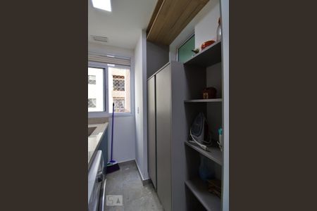 Apartamento à venda com 65m², 3 quartos e 2 vagas Apartamento à venda com 65m², 3 quartos e 2 vagasÁrea de Serviço