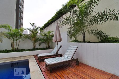 Apartamento à venda com 65m², 3 quartos e 2 vagas Apartamento à venda com 65m², 3 quartos e 2 vagasÁrea comum - Piscina