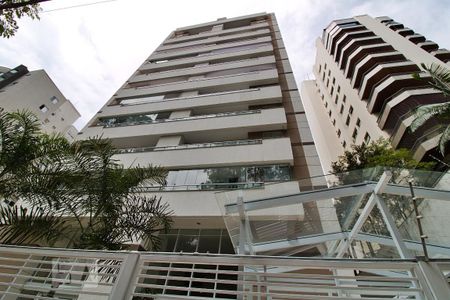 Apartamento à venda com 65m², 3 quartos e 2 vagas Apartamento à venda com 65m², 3 quartos e 2 vagasFachada