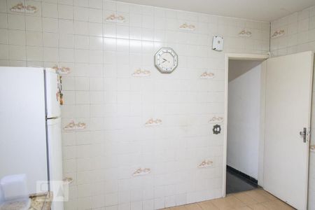 Casa para alugar com 330m², 6 quartos e sem vaga Casa para alugar com 330m², 6 quartos e sem vagaCozinha