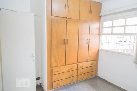Casa para alugar com 330m², 6 quartos e sem vaga Casa para alugar com 330m², 6 quartos e sem vagaQuarto 1