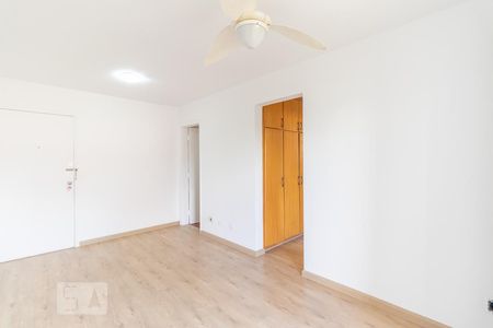 Sala de apartamento para alugar com 1 quarto, 45m² em Pinheiros, São Paulo