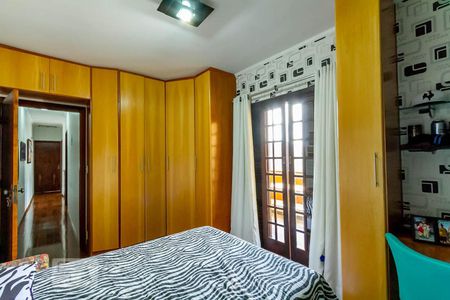 Casa à venda com 276m², 3 quartos e 2 vagasSuíte