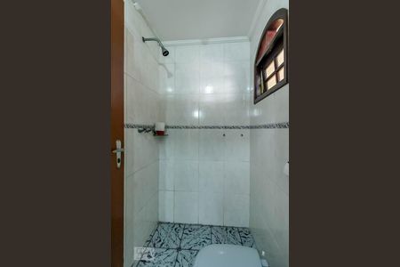 Casa à venda com 276m², 3 quartos e 2 vagasBanheiro de serviço