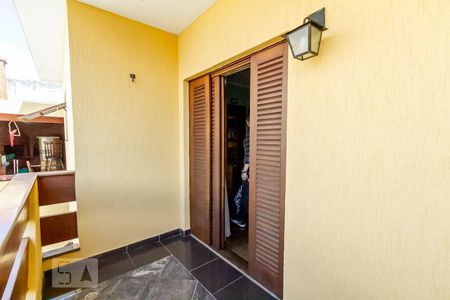 Casa à venda com 276m², 3 quartos e 2 vagasVaranda da suíte