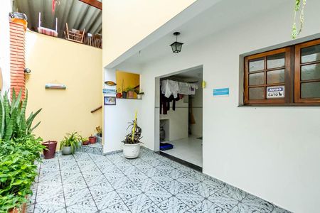 Casa à venda com 276m², 3 quartos e 2 vagasQuintal