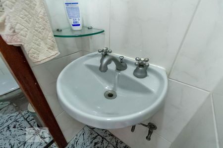 Casa à venda com 276m², 3 quartos e 2 vagasBanheiro de serviço