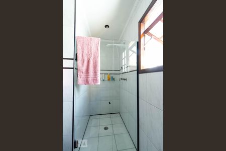 Casa à venda com 276m², 3 quartos e 2 vagasBanheiro da suíte