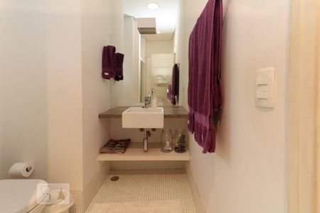 Apartamento à venda com 85m², 1 quarto e sem vaga Apartamento à venda com 85m², 1 quarto e sem vagaSuíte - Banheiro