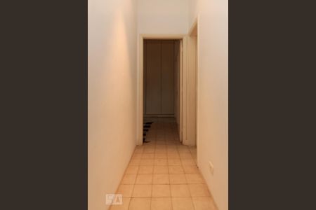 Apartamento à venda com 85m², 1 quarto e sem vaga Apartamento à venda com 85m², 1 quarto e sem vagaCorredor