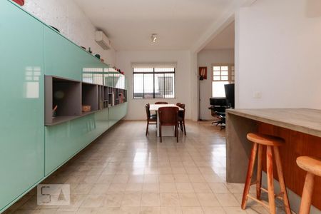 Apartamento à venda com 85m², 1 quarto e sem vaga Apartamento à venda com 85m², 1 quarto e sem vagaSala de Jantar