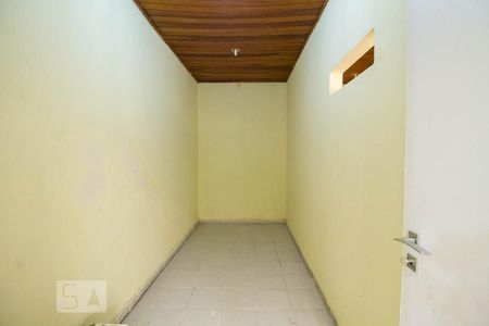 Casa à venda com 140m², 3 quartos e 2 vagas Casa à venda com 140m², 3 quartos e 2 vagasEdícula