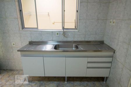 Casa à venda com 140m², 3 quartos e 2 vagas Casa à venda com 140m², 3 quartos e 2 vagasCozinha