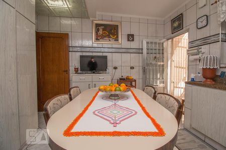 Casa à venda com 115m², 2 quartos e 2 vagasCozinha