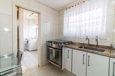 Apartamento à venda com 74m², 2 quartos e 2 vagasCozinha
