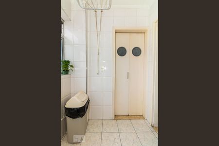 Apartamento à venda com 74m², 2 quartos e 2 vagasÁrea de Serviço