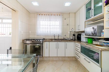 Apartamento à venda com 74m², 2 quartos e 2 vagasCozinha