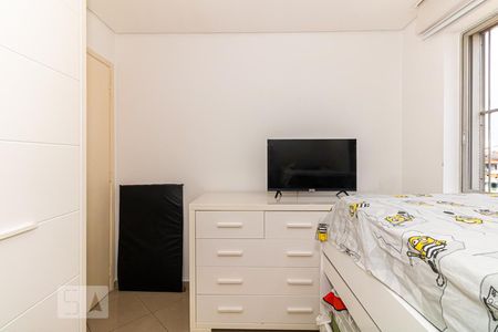 Apartamento à venda com 74m², 2 quartos e 2 vagasQuarto 2