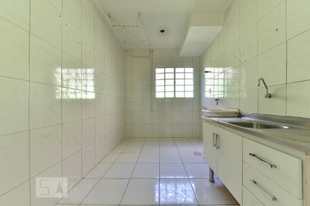 Apartamento à venda com 48m², 2 quartos e 1 vaga Apartamento à venda com 48m², 2 quartos e 1 vagaCozinha