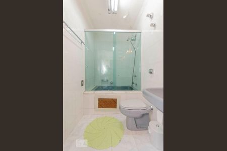 Casa à venda com 130m², 3 quartos e 1 vaga Casa à venda com 130m², 3 quartos e 1 vagaBanheiro 2