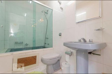 Casa à venda com 130m², 3 quartos e 1 vaga Casa à venda com 130m², 3 quartos e 1 vagaBanheiro 2