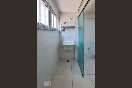 Apartamento à venda com 47m², 2 quartos e 1 vaga Apartamento à venda com 47m², 2 quartos e 1 vagaÁrea de Serviço