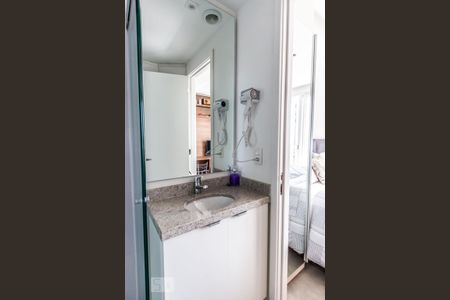 Studio à venda com 22m², 1 quarto e 1 vaga Studio à venda com 22m², 1 quarto e 1 vagaBanheiro