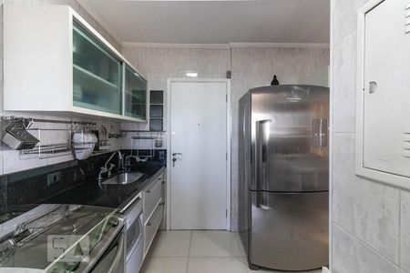 Apartamento à venda com 100m², 3 quartos e 2 vagas Apartamento à venda com 100m², 3 quartos e 2 vagasCozinha