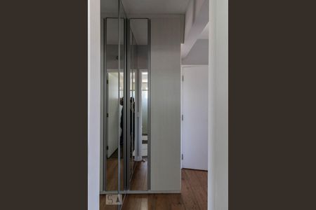 Apartamento à venda com 100m², 3 quartos e 2 vagas Apartamento à venda com 100m², 3 quartos e 2 vagasSuite