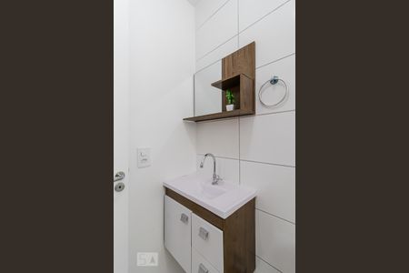 Apartamento à venda com 42m², 2 quartos e sem vaga Apartamento à venda com 42m², 2 quartos e sem vagaBanheiro