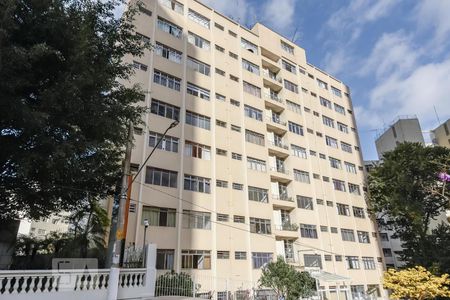 Apartamento à venda com 38m², 1 quarto e sem vaga Apartamento à venda com 38m², 1 quarto e sem vagaFachada do Prédio