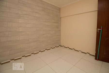 Quarto 1 de casa de condomínio para alugar com 2 quartos, 60m² em Vila Granada, São Paulo